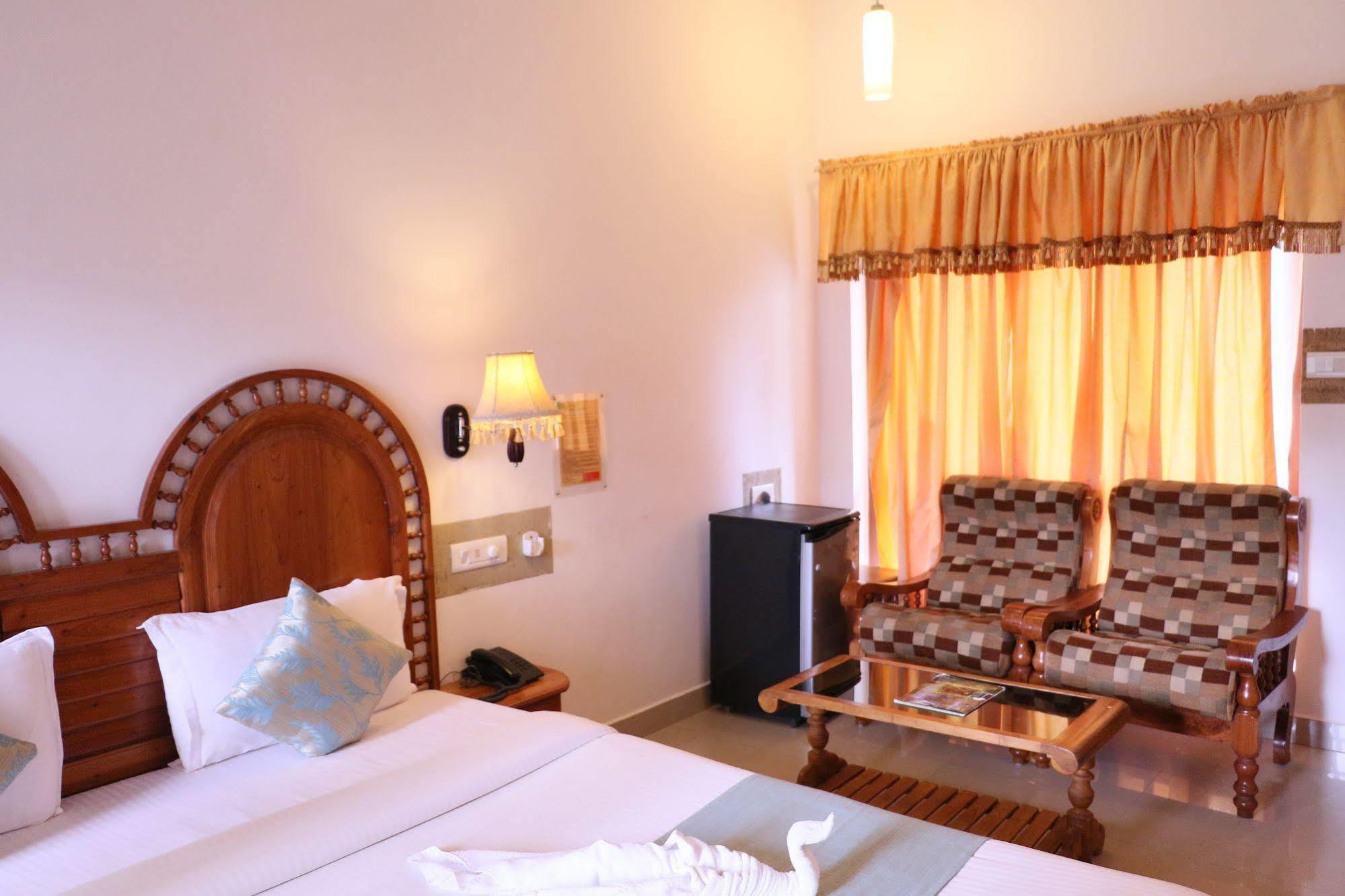 Jungle Park Resorts Thekkady Exterior foto